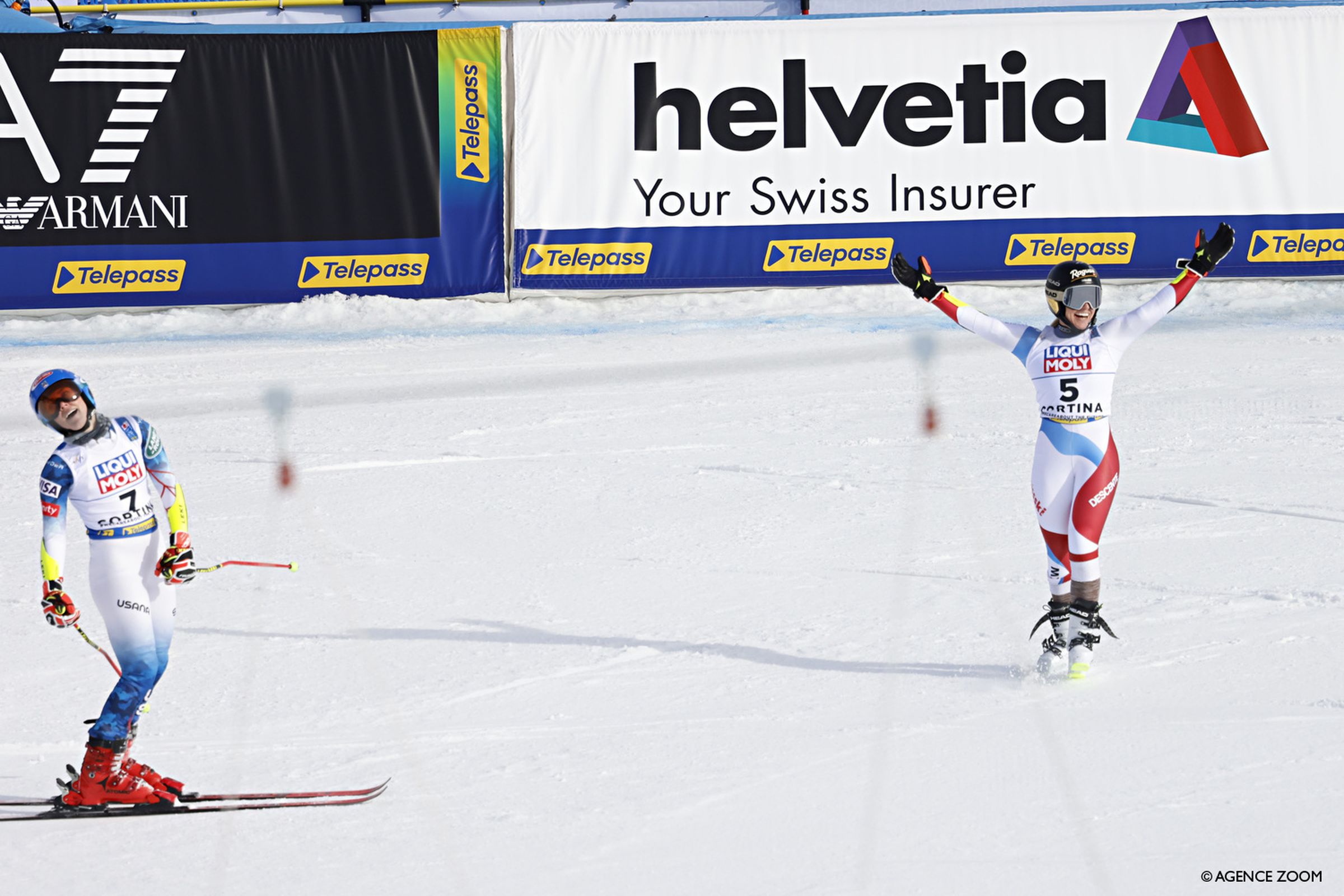 CORTINA D'AMPEZZO, ITALY - FEBRUARY 18 : Mikaela Shiffrin of USA wins the silver medal, Lara Gut-behrami of Switzerland wins the gold medal during the FIS Alpine Ski World Championships Women's Giant Slalom on February 18, 2021 in Cortina d'Ampezzo Italy. (Photo by Alexis Boichard/Agence Zoom)