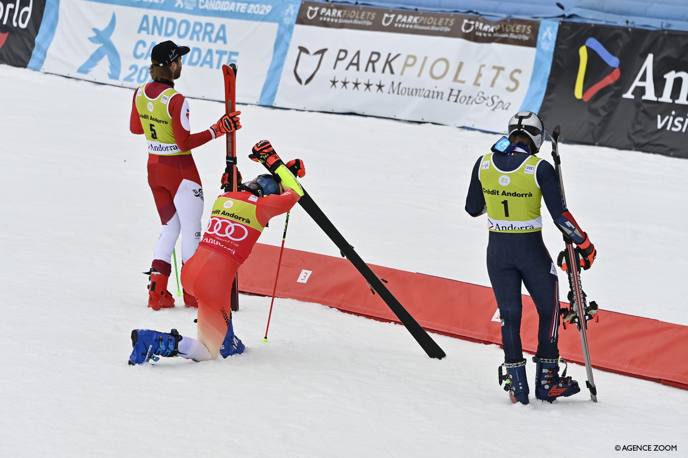 An exhausted Marco Odermatt tops another podium in his final race of the season (Agence Zoom).