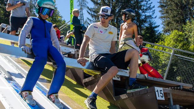 Last tips before the jump from World Championship medalist Franz-Josef Rehrl (Photo: ÖSV/Derganc)