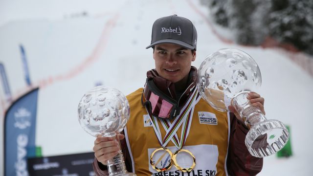The Olympic champion Mikael Kingsbury will be looking to defend his moguls World Cup title in 2018-19.