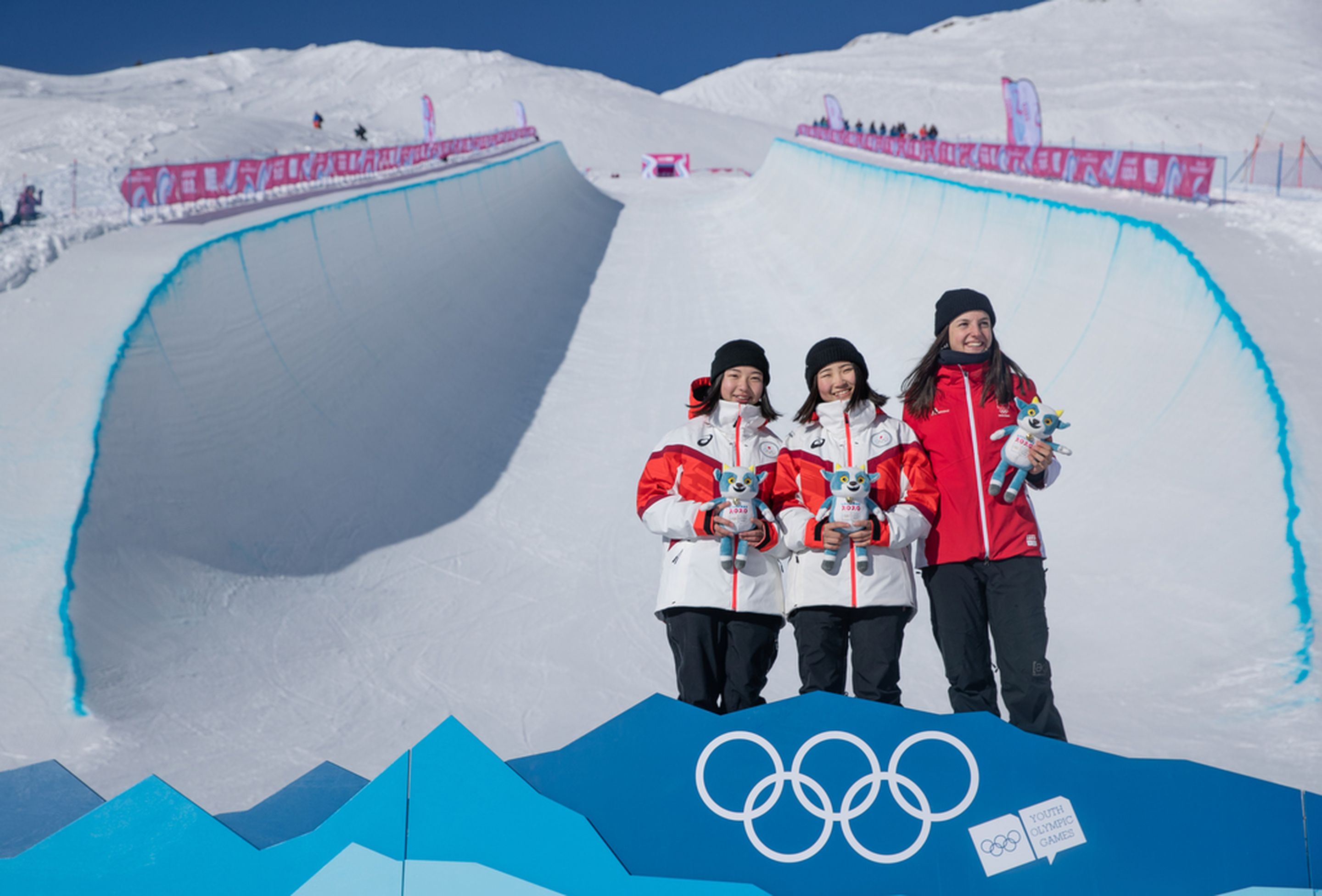 Women's halfpipe podium: 2nd Manon Kaji (JPN), 1st Mitsuki Ono (JPN), 3rd Berenice Wicki (SUI) © IOS