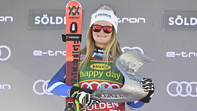SOELDEN, AUSTRIA - OCTOBER 26: Alice Robinson of New Zealand takes 1st place during the Audi FIS Alpine Ski World Cup Women's Giant Slalom on October 26, 2019 in Soelden, Austria. (Photo by Alain Grosclaude/Agence Zoom)