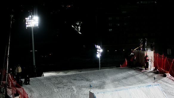 Sadowski-Synnott and Parrot open Park & Pipe season with big air wins