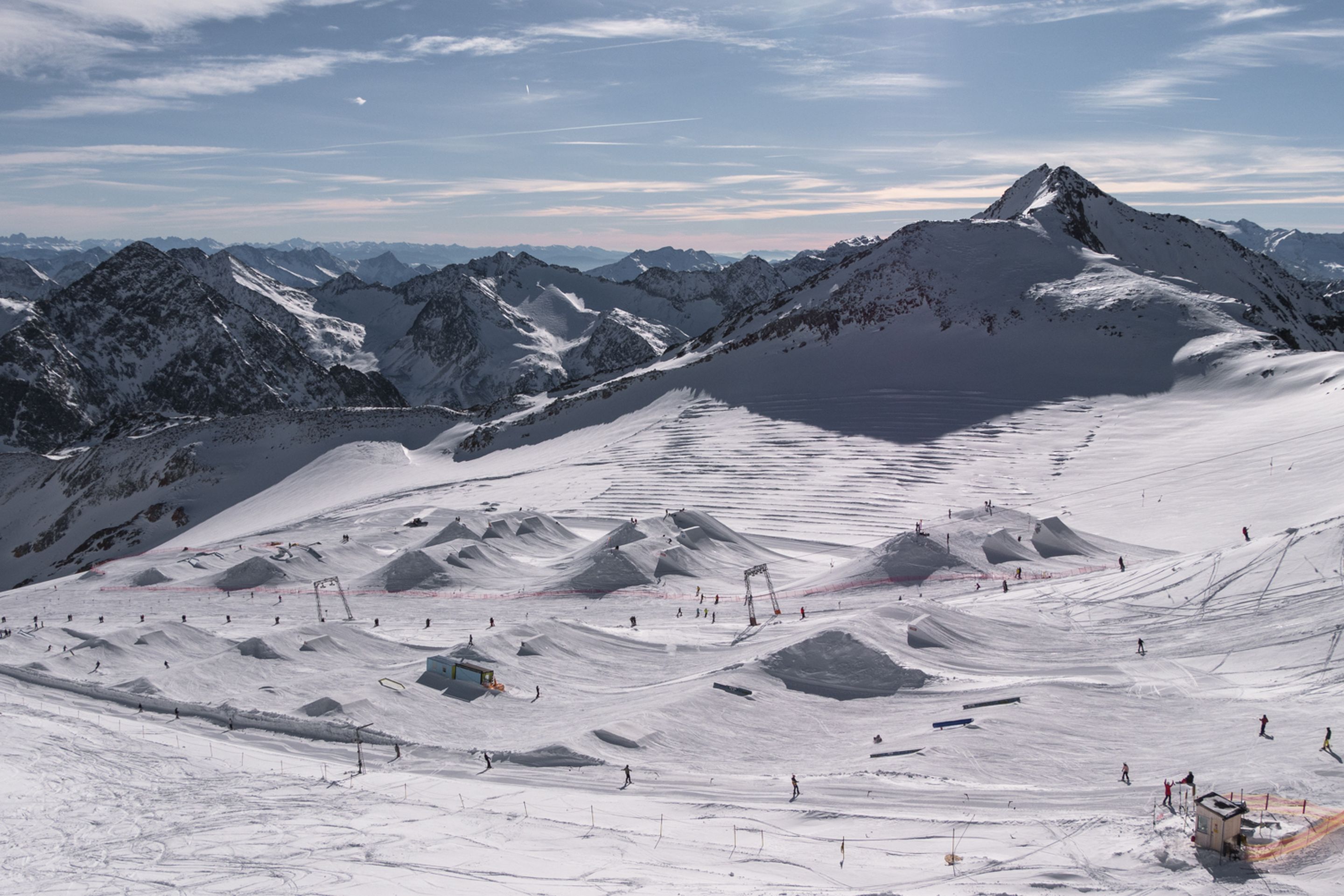 Slopestyle World Cup training at Stubai (AUT). Photo: Mateusz Kielpinski (FIS)