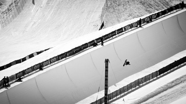 Valentino Guseli (AUS) © Mike Dawson/US Ski & Snowboard