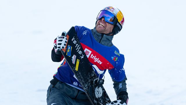 Benjamin Karl (AUT) celebrating his career's 5th World Championships gold medal © Miha Matavz