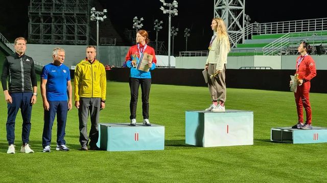 (c) Anastasia Shuhova