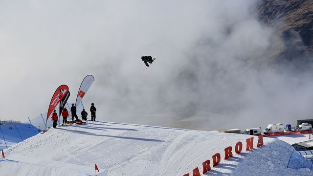 New Zealand's own Mitchell Davern at the 2019 WGNZ © Buchholz/FIS Snowboard