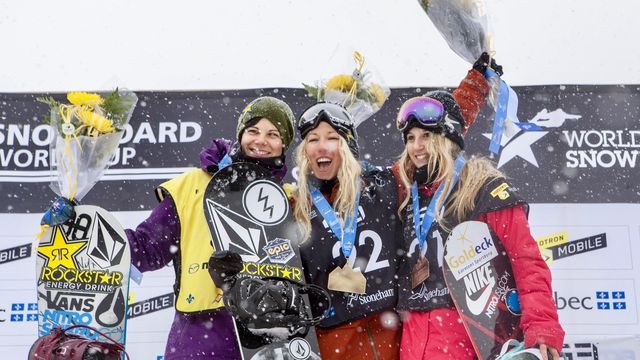 Christy Prior (NZL) atop the podium in Stoneham (CAN), 2013/14 © Renaud Phillipe