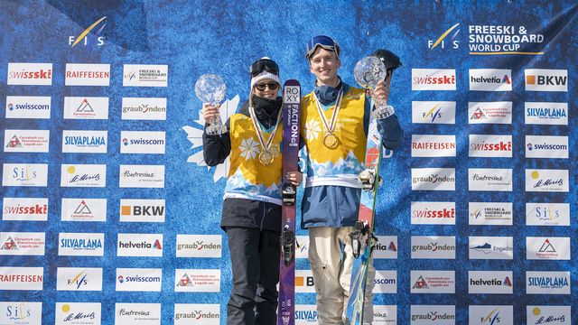 Slopestyle crystal globe winners Kelly Sildaru (EST) and Andri Ragettli (SUI) © Christian Stadler